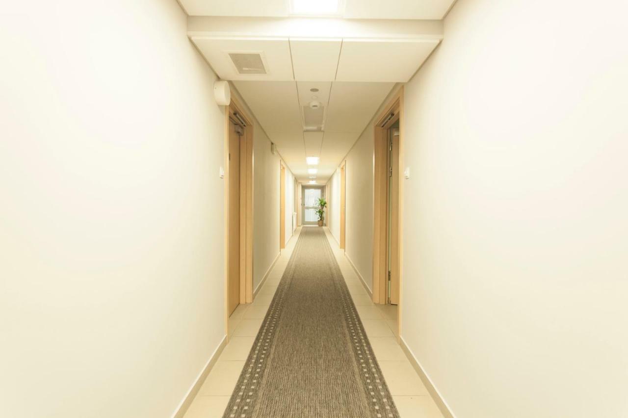 Strumyk Hostel คราคูฟ ภายนอก รูปภาพ